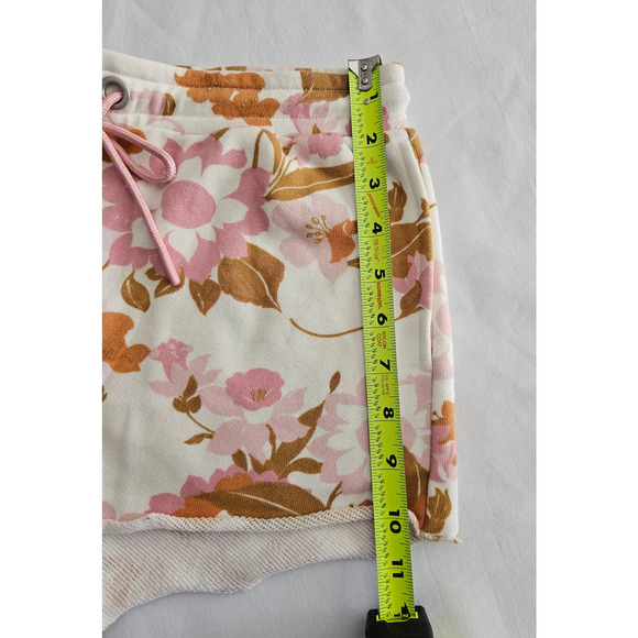 EUC *PAIGE* Women's Marlie Drawstring Retro Floral Lounge Mini Shorts XS - Picture 8 of 11